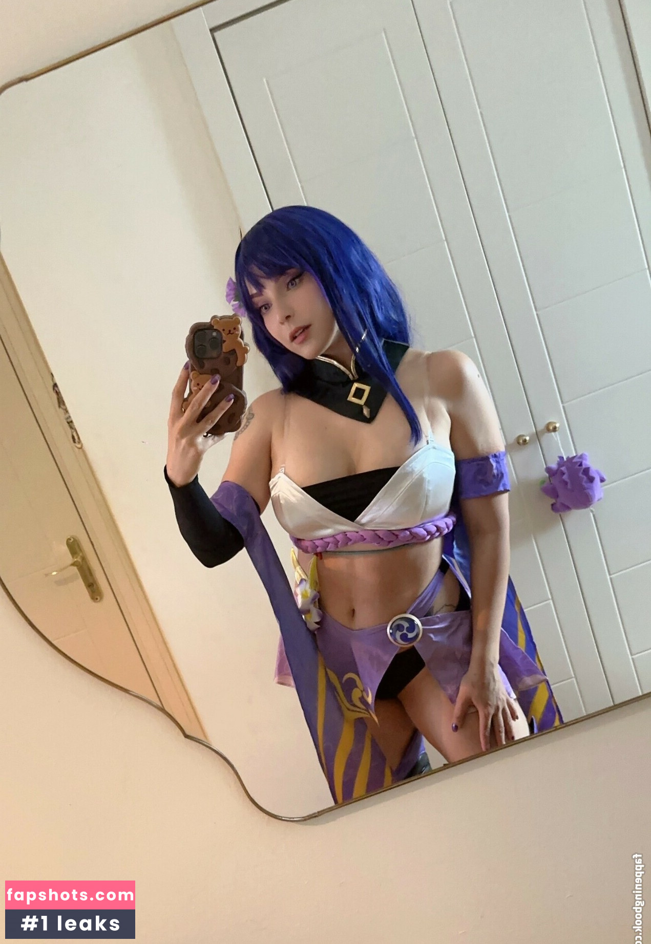 Shermie Cosplay Nude Leaks OnlyFans Photos #11 - LeakJerk