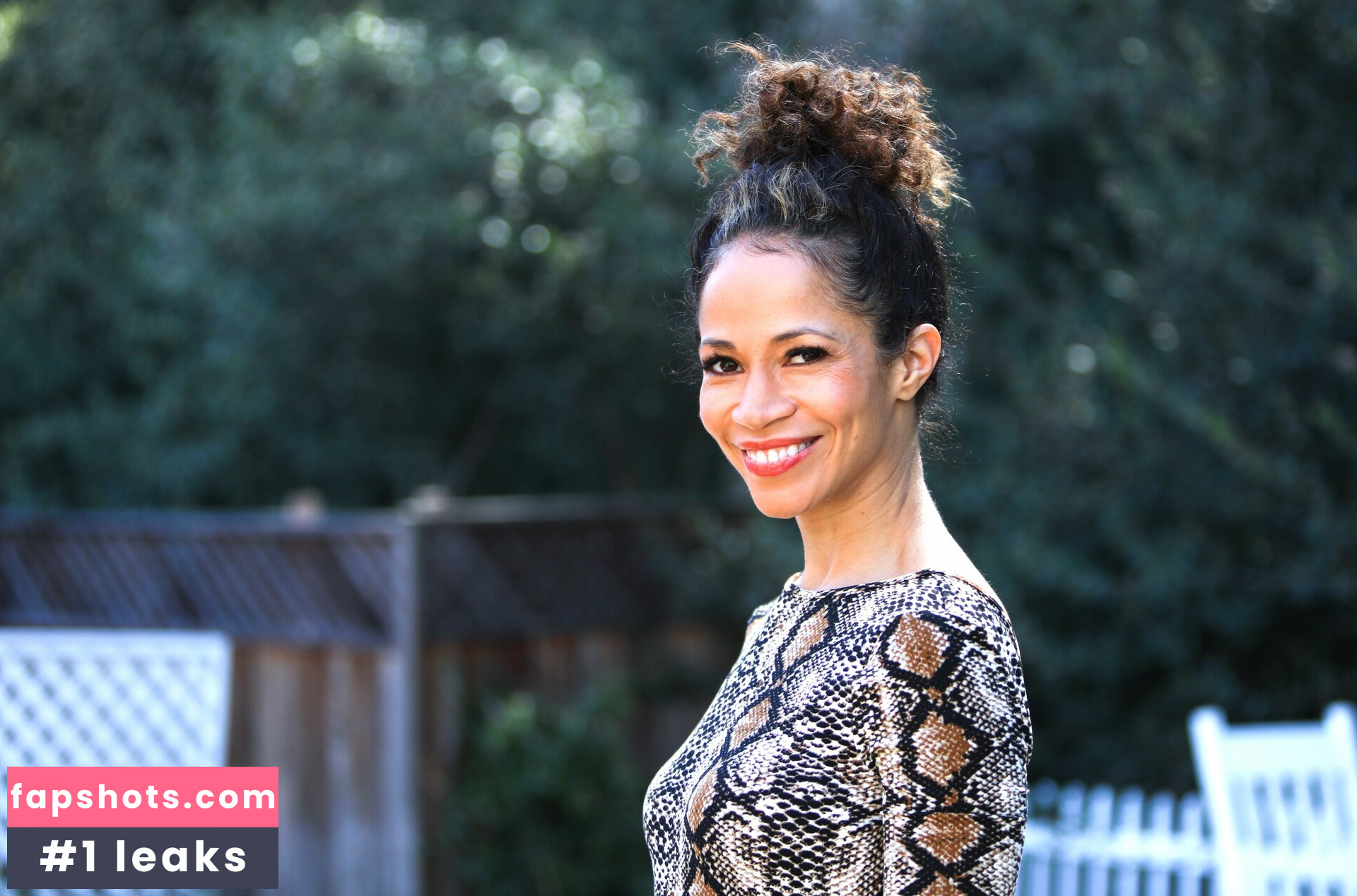 Sherri Saum gallery photo #2