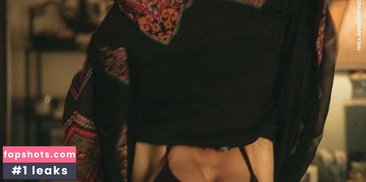 Sherri Saum gallery photo #29