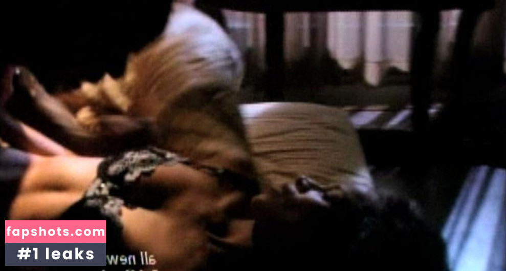 Sherri Saum gallery photo #33