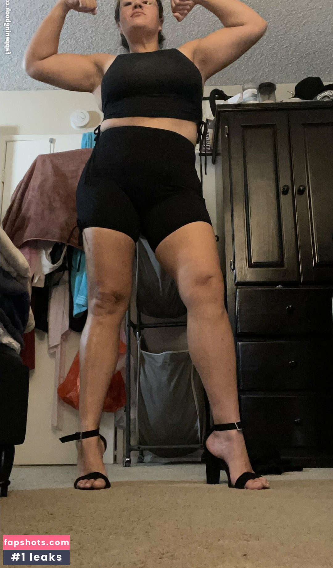 shesabigone gallery photo #21