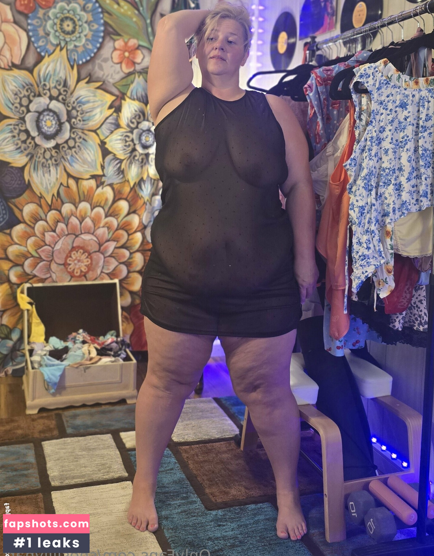 sheslillyhart gallery photo #8