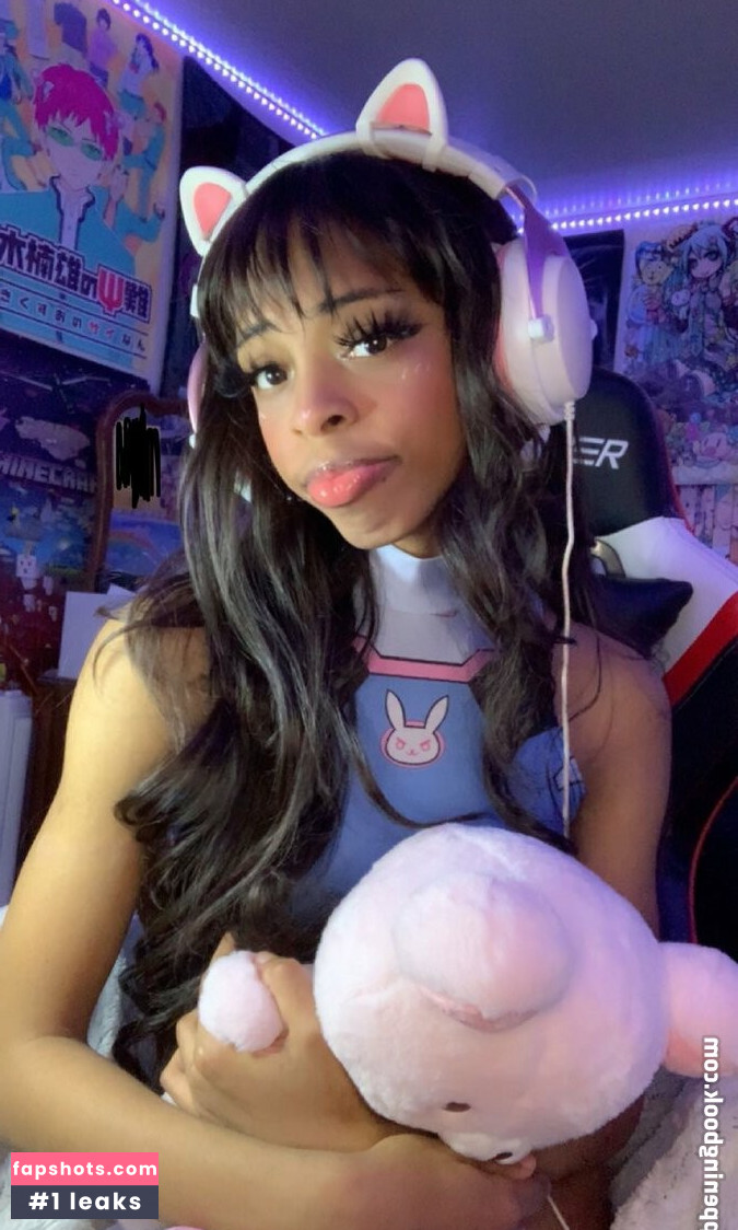 ShesnothingSpecial gallery photo #10