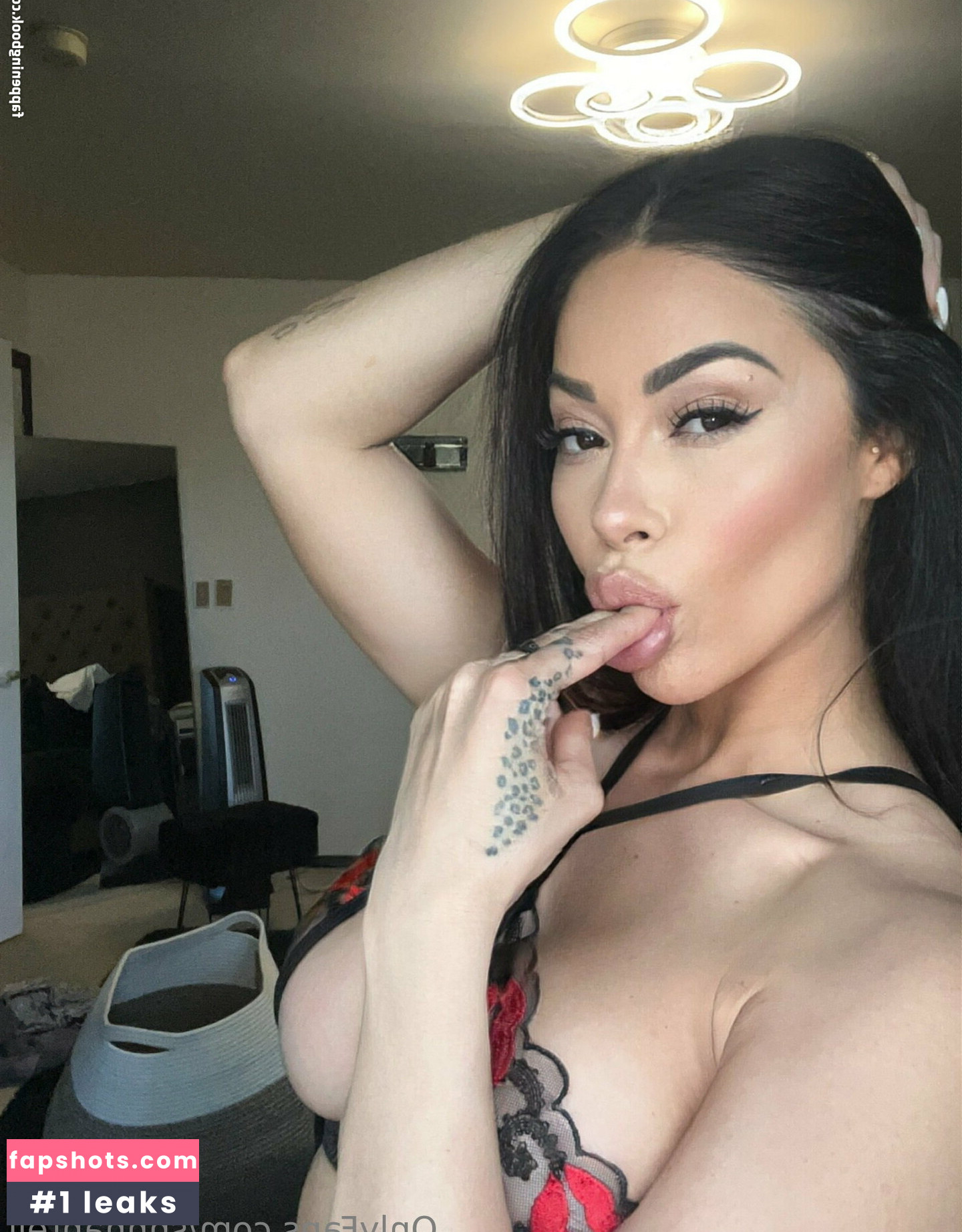 shhhantell gallery photo #14