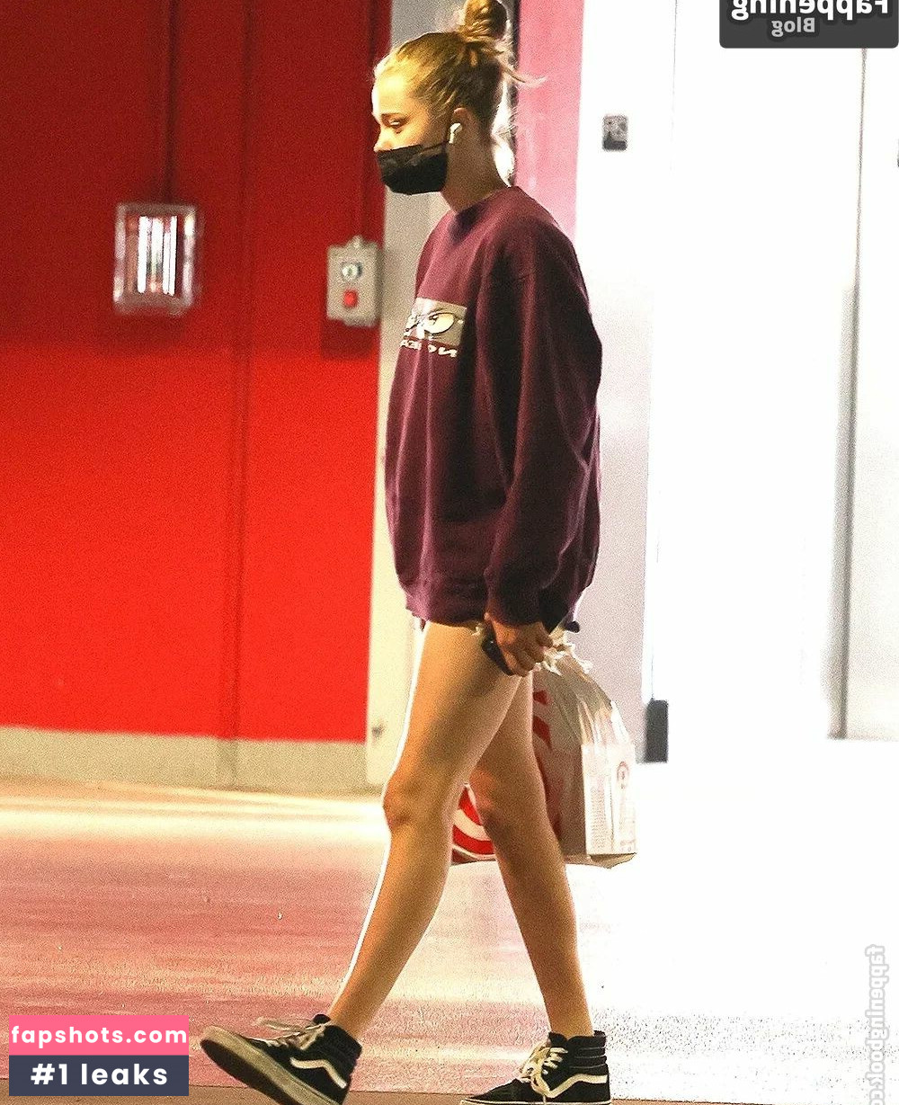 Shiloh Jolie-Pitt gallery photo #3