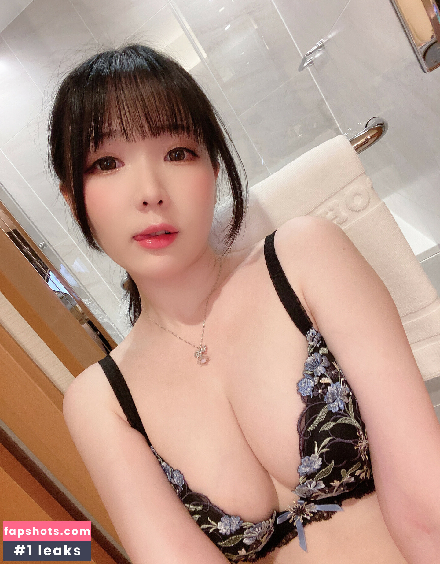 shimotsuki18 gallery photo #337