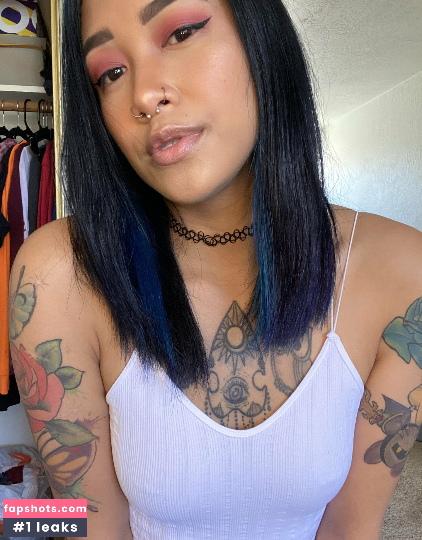 shinyxcharm93 gallery photo #4