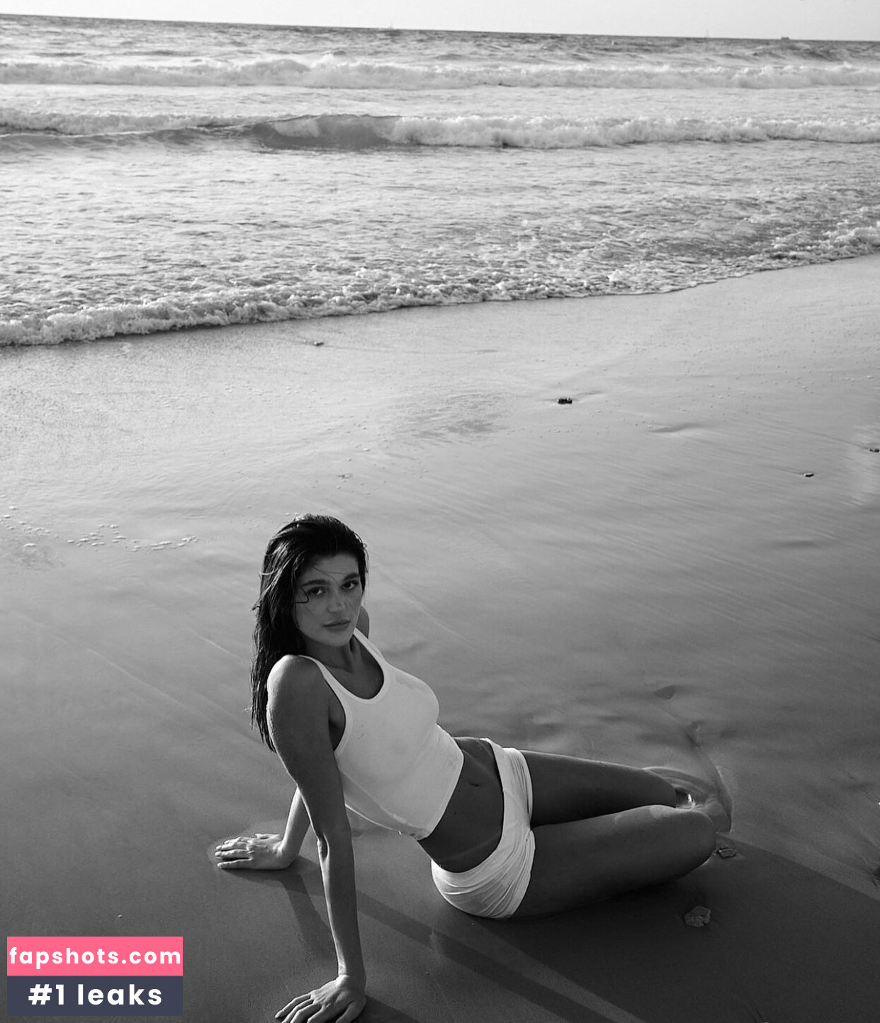 Shira Adar gallery photo #38