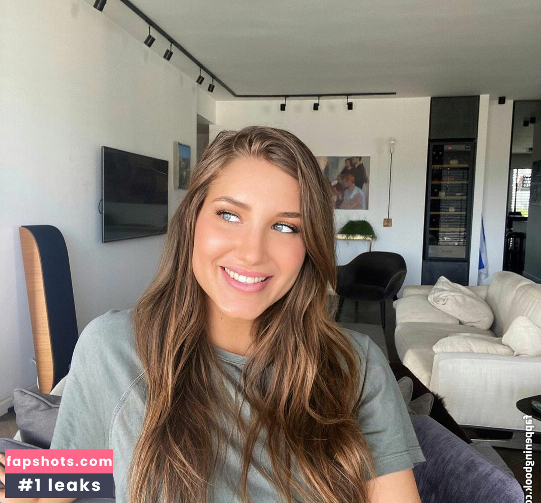 Shira Shabat gallery photo #14