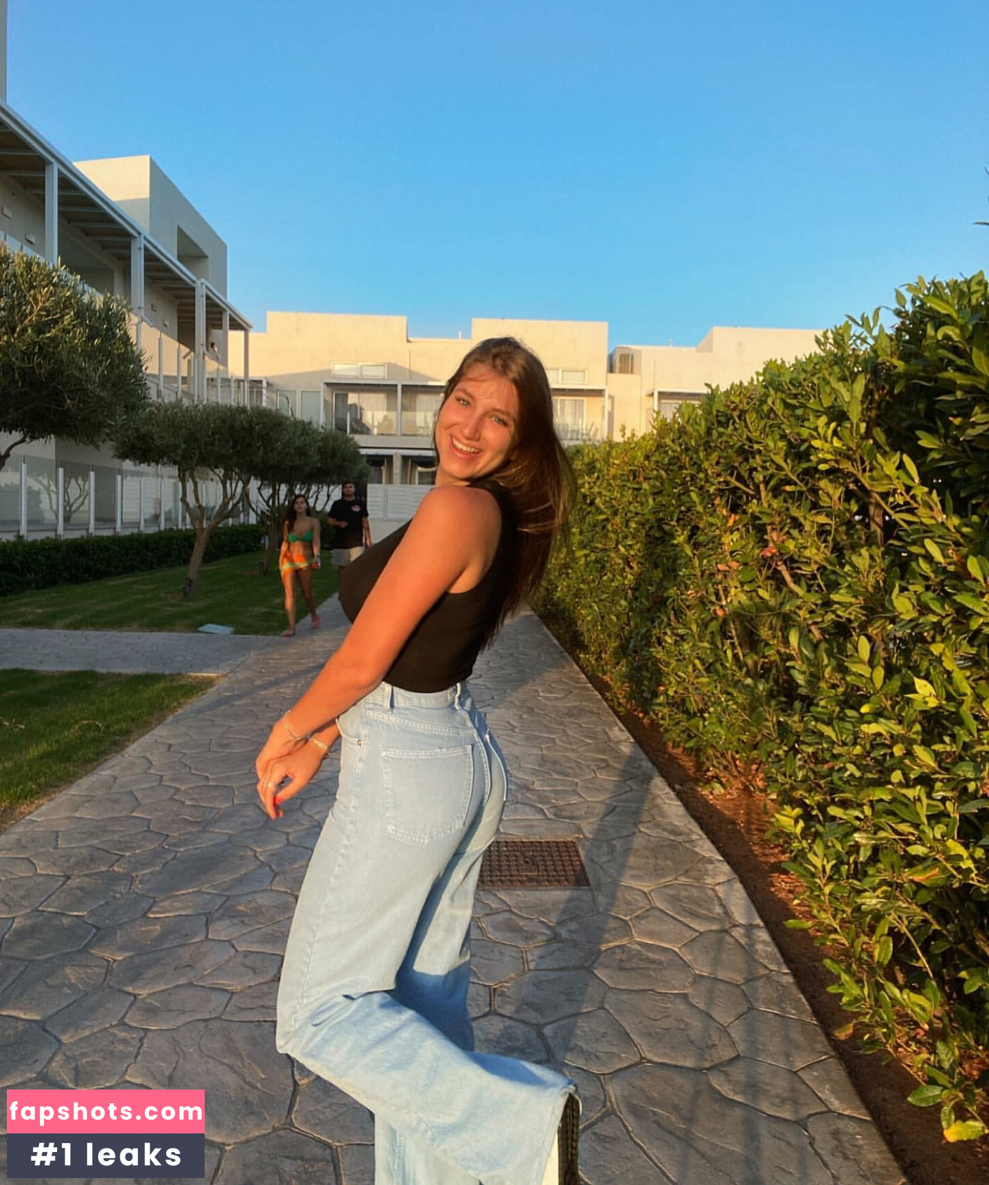 Shira Shabat gallery photo #28