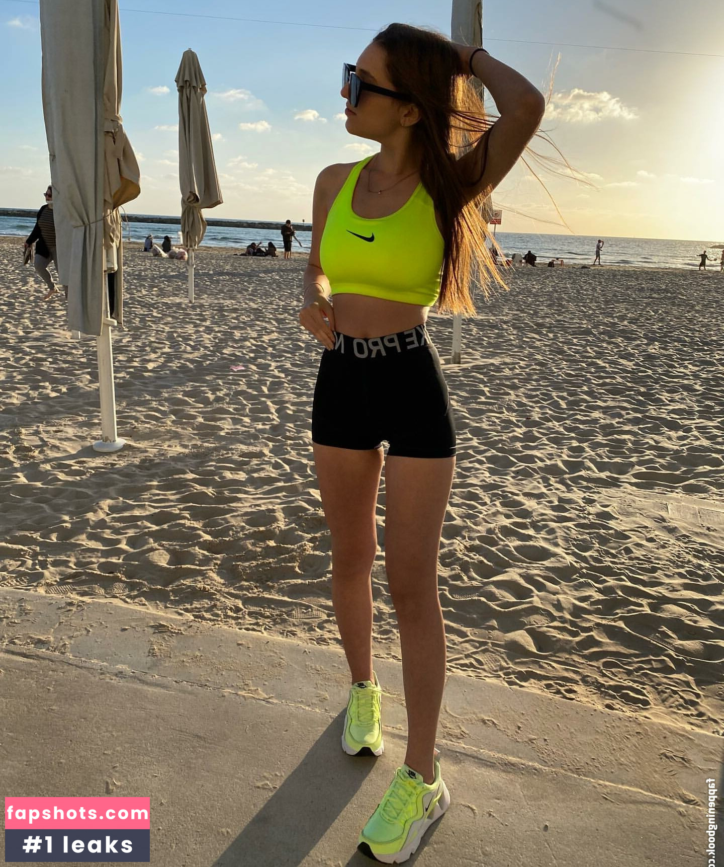 Shira Shabat gallery photo #38