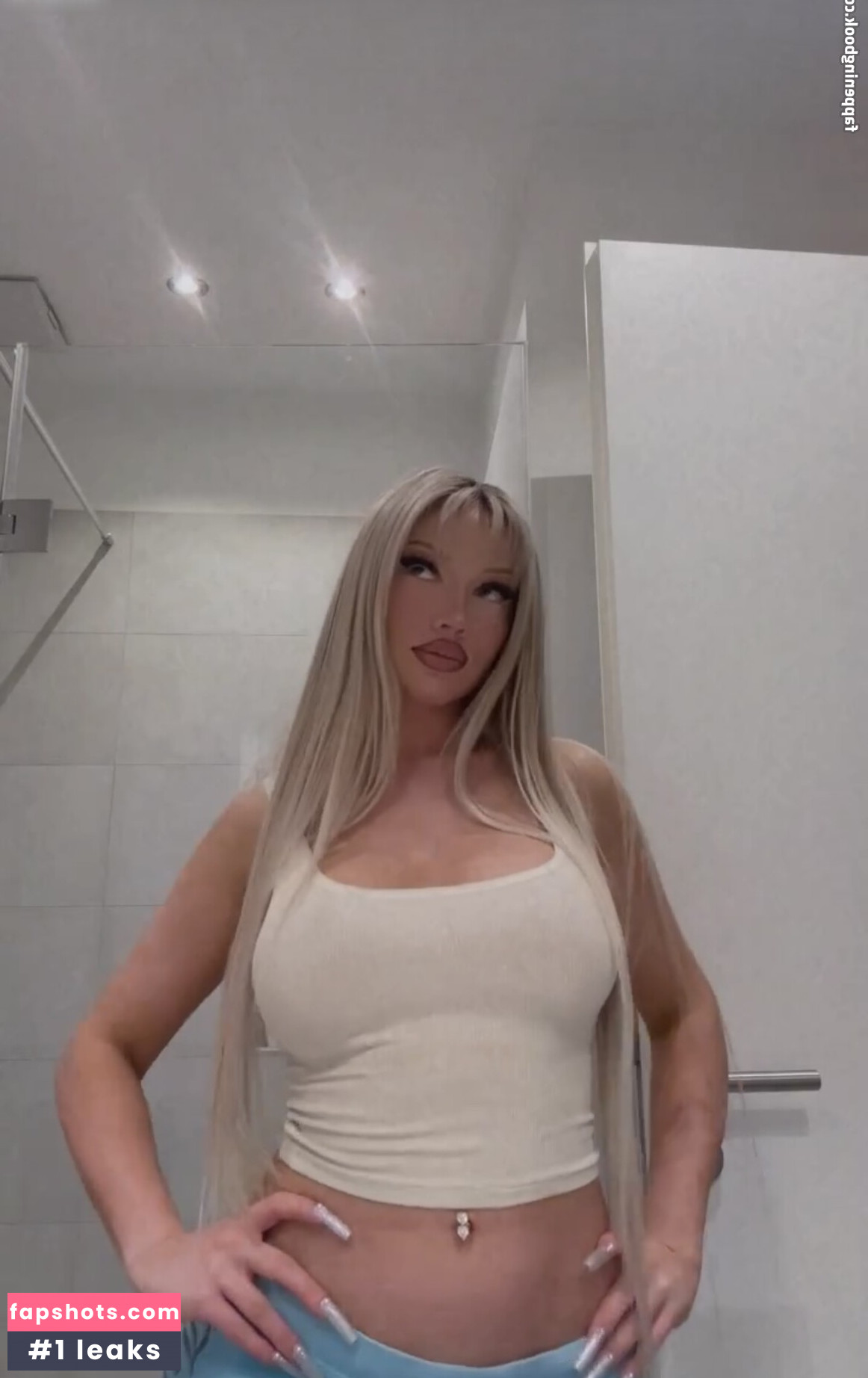 Shirin David gallery photo #128