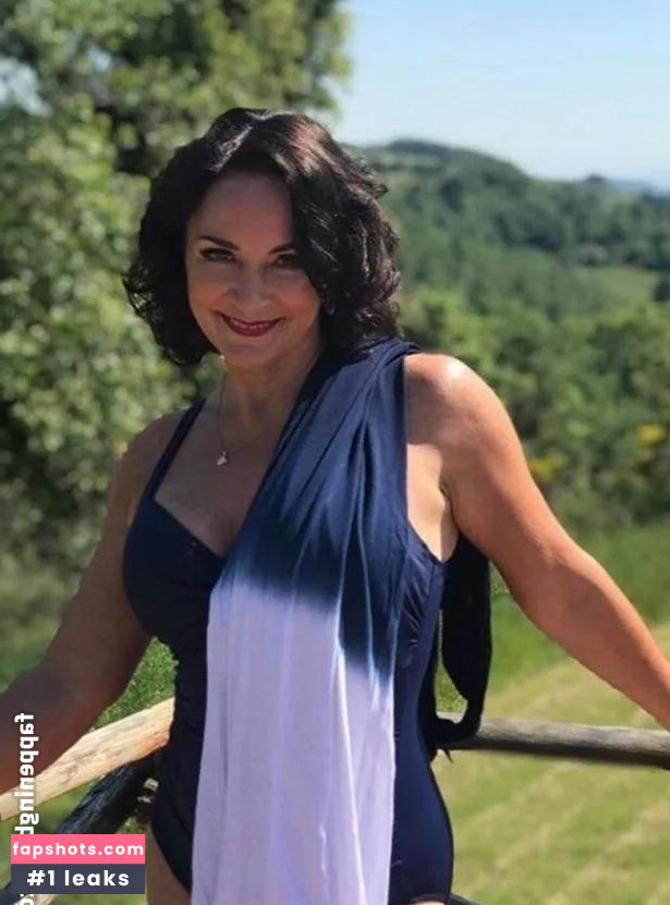 Shirley Ballas gallery photo #36
