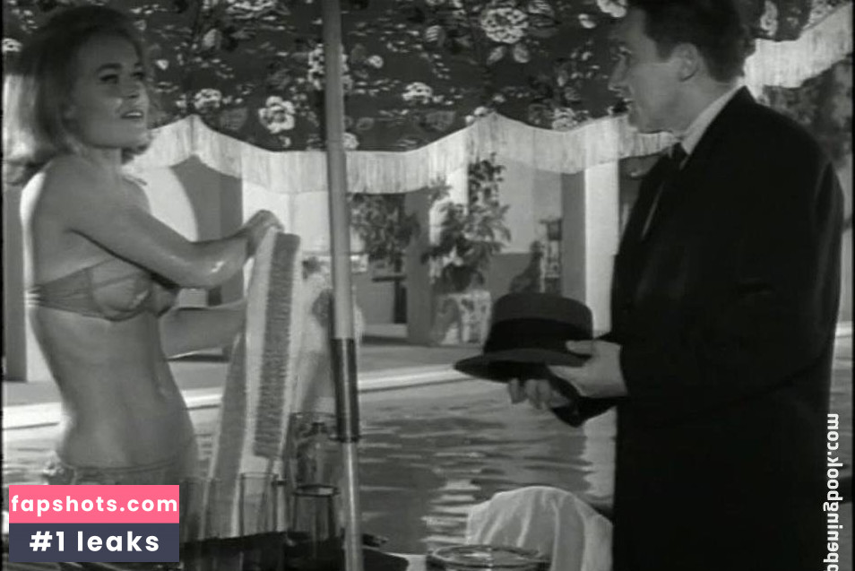 Shirley Eaton Nahé úniky fotek pouze od fanoušků #4 - Fapshots