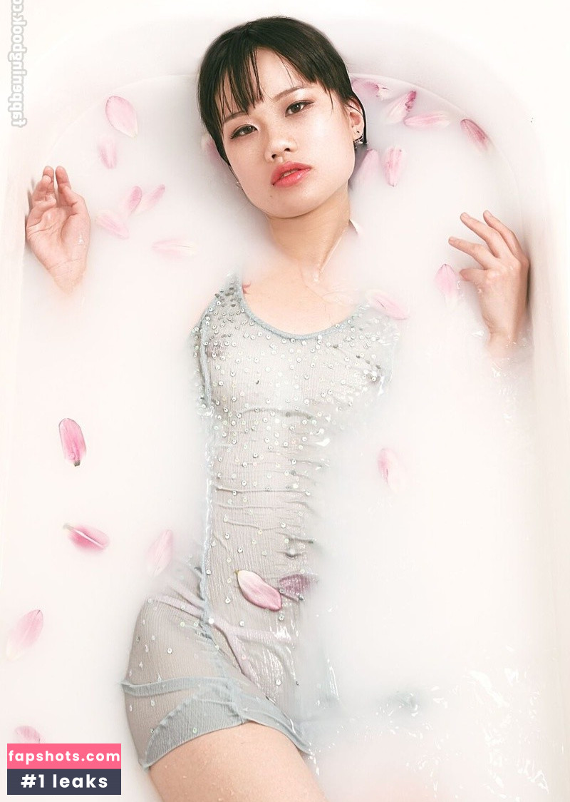 Shirley Liann gallery photo #47