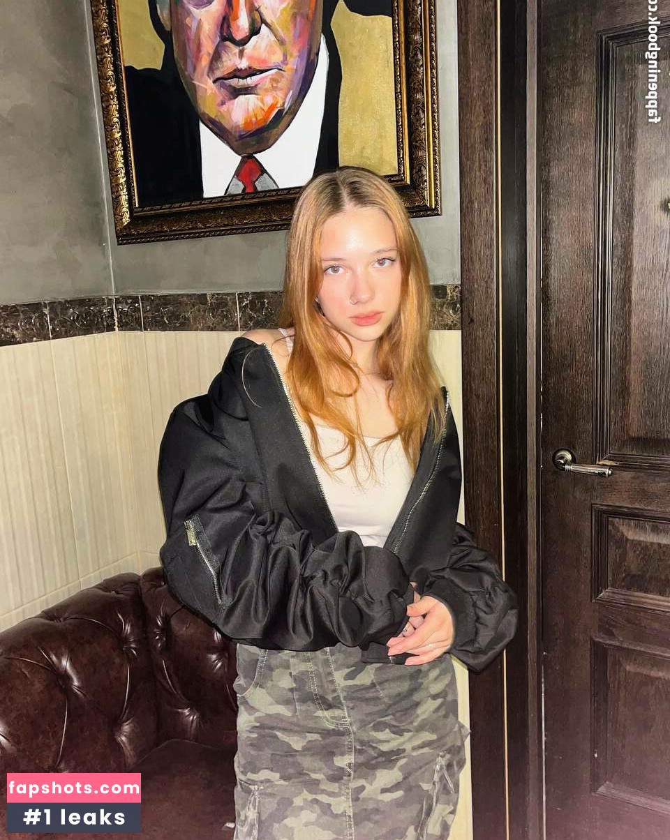 ShirleyWhitney gallery photo #4