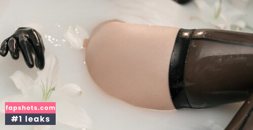 Shirogane-Sama gallery photo #2147