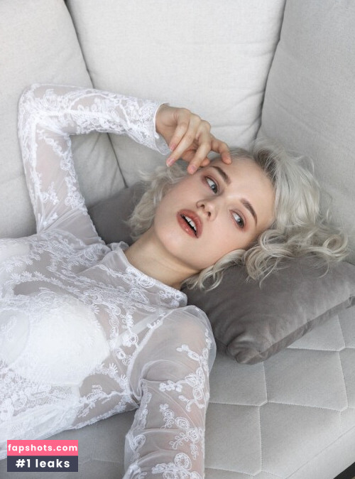 Shirogane-Sama gallery photo #8927