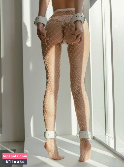 Shirogane-Sama gallery photo #9019