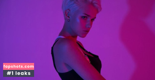 Shirogane-Sama gallery photo #9267