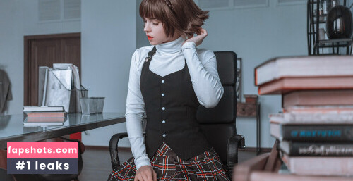 Shirogane-Sama gallery photo #9390