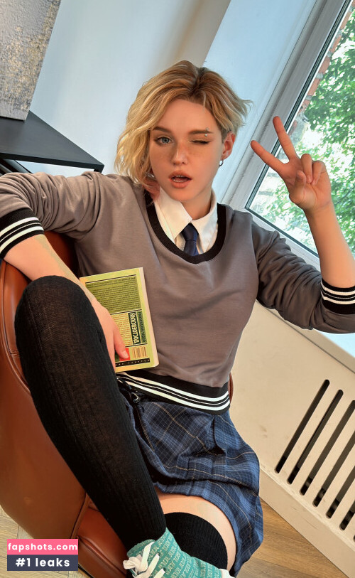 Shirogane-Sama gallery photo #985