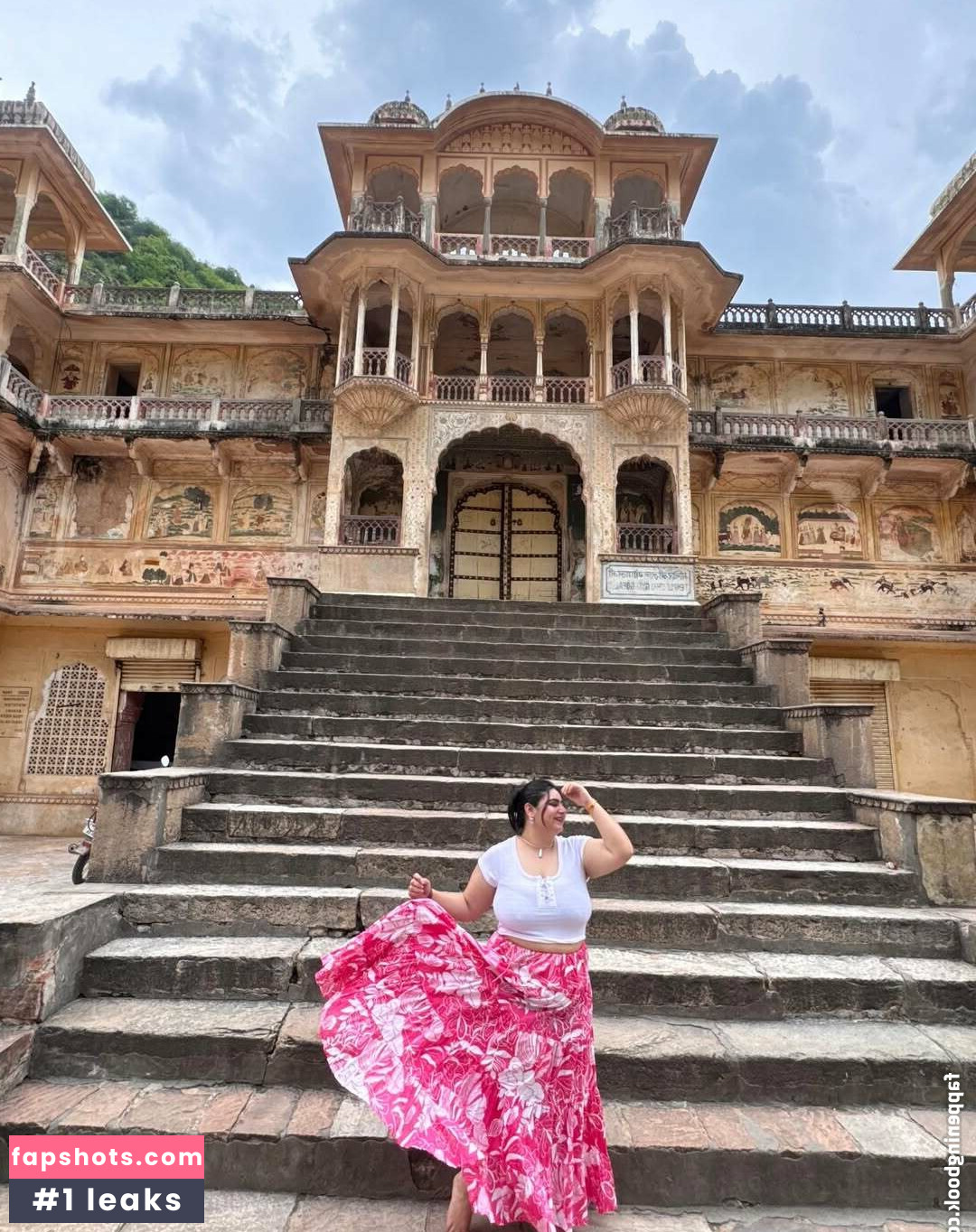 Shiwane Pandita gallery photo #3