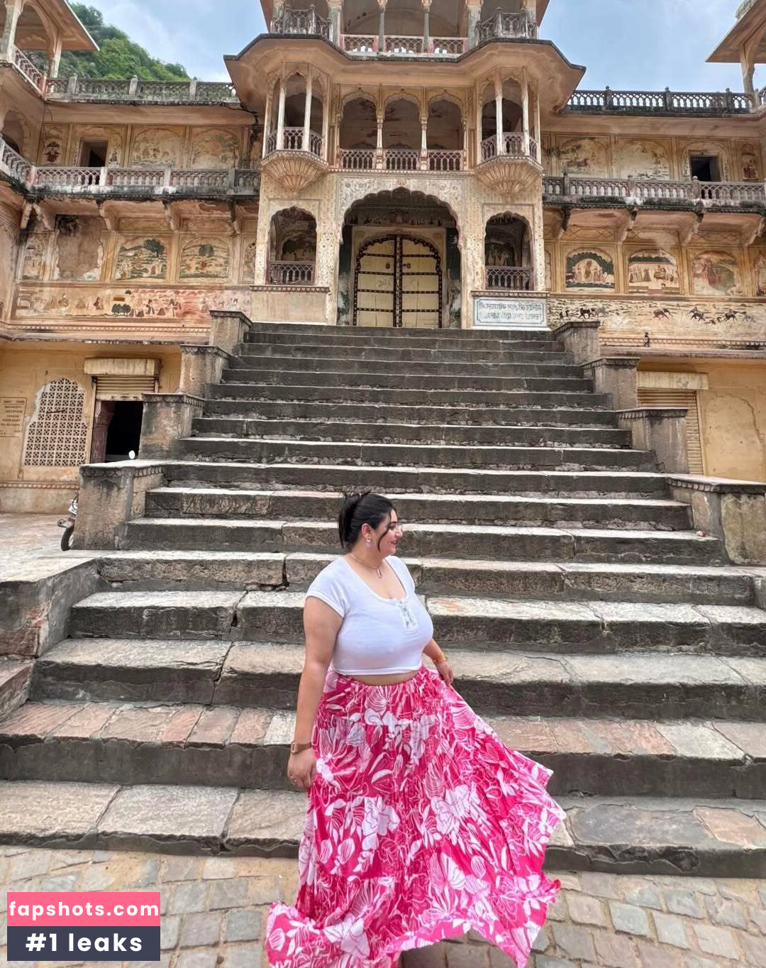 Shiwane Pandita gallery photo #4