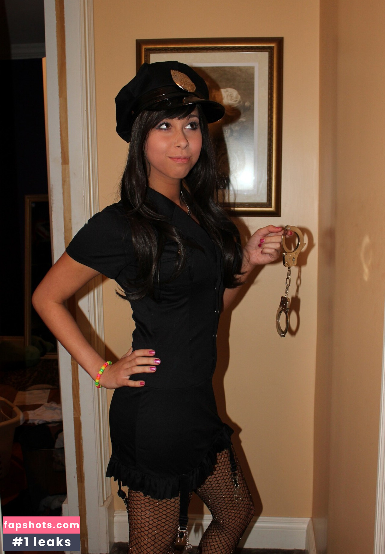 Shoe0nhead gallery photo #12