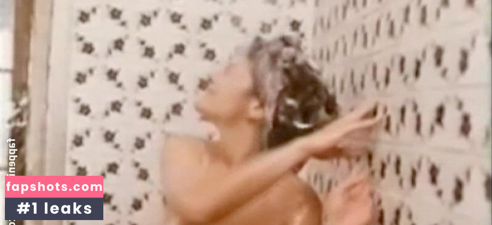 Shohreh Aghdashloo gallery photo #7