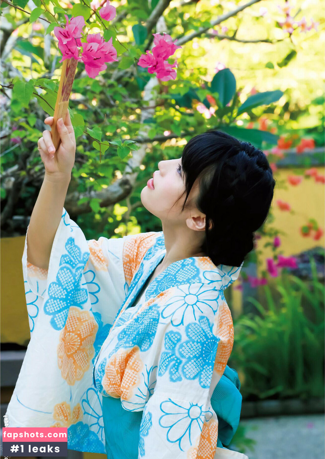 Shoko Takahashi gallery photo #18