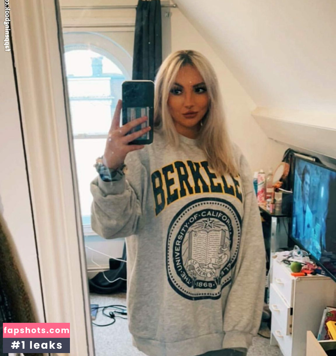 Shona Colson gallery photo #65