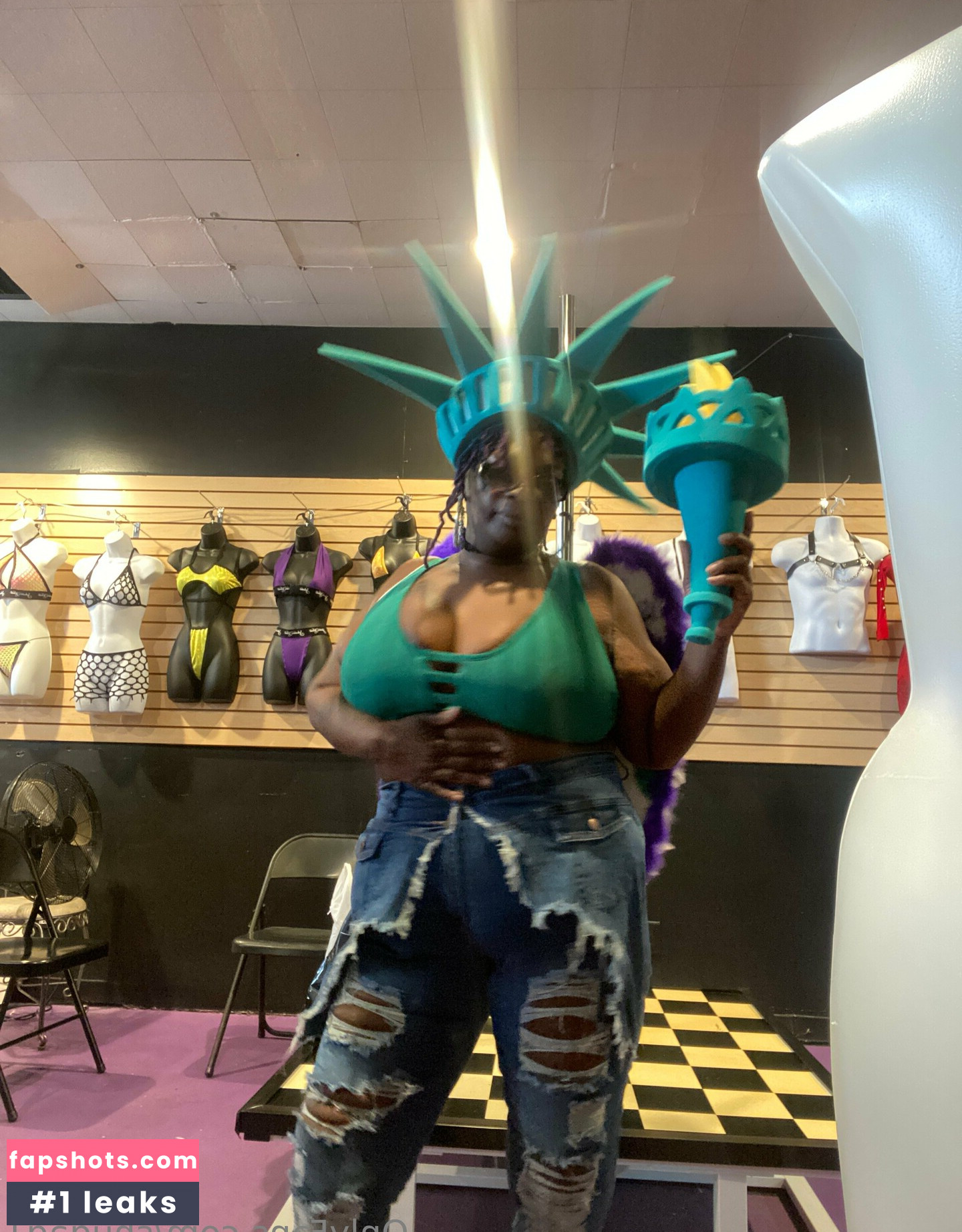 shugag1 gallery photo #15