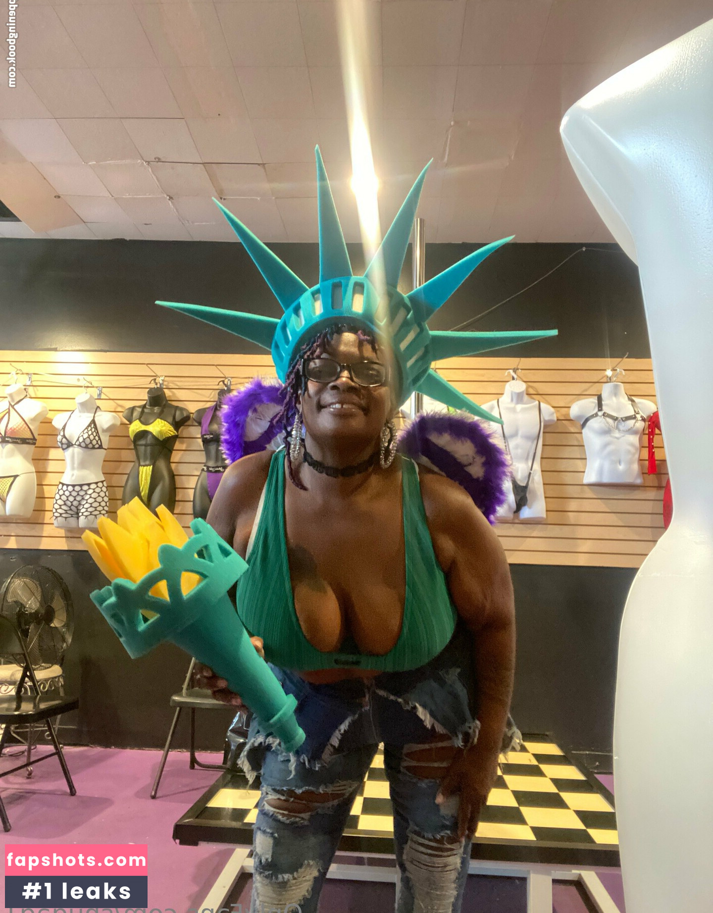 shugag1 gallery photo #4