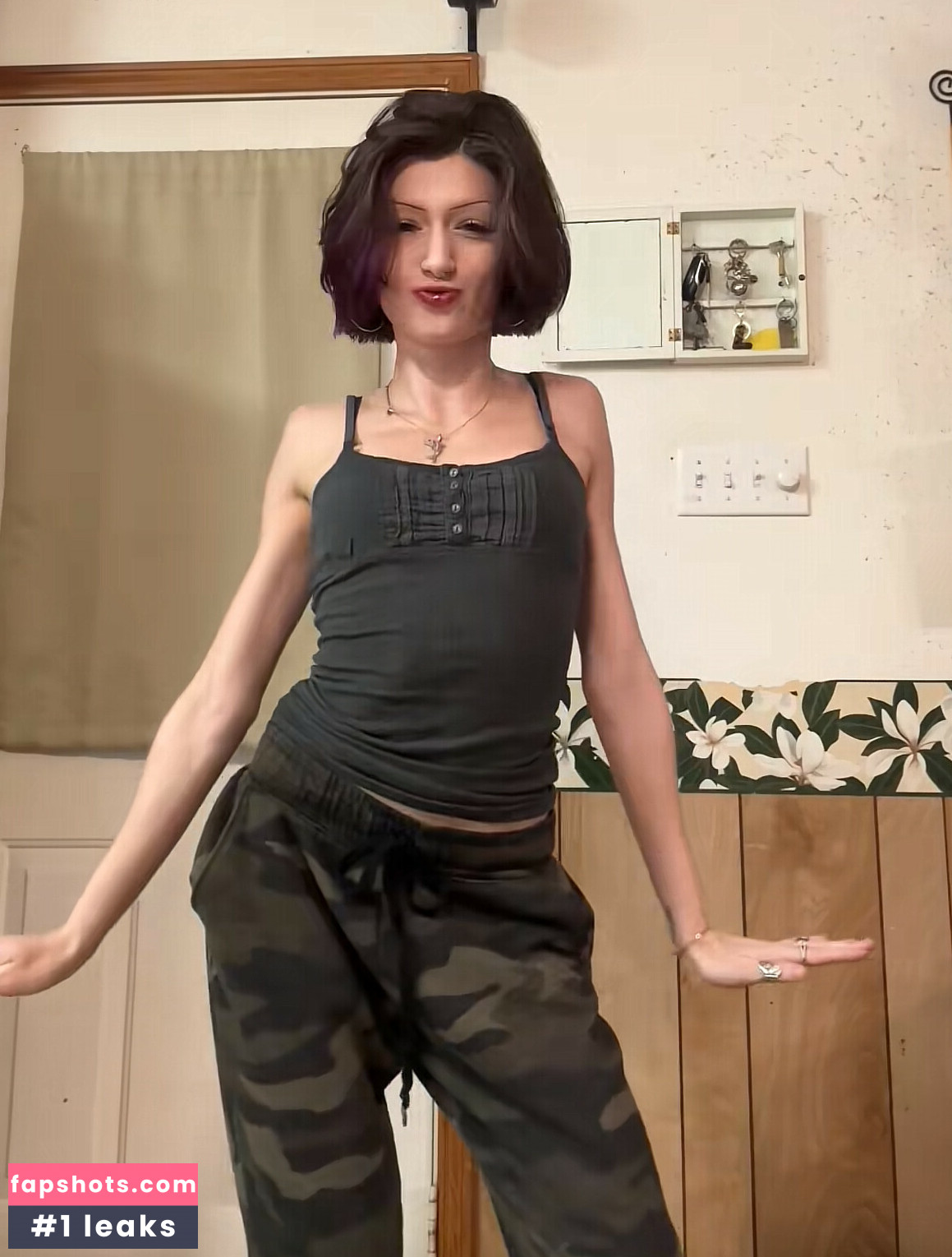 Shy_deshae gallery photo #11