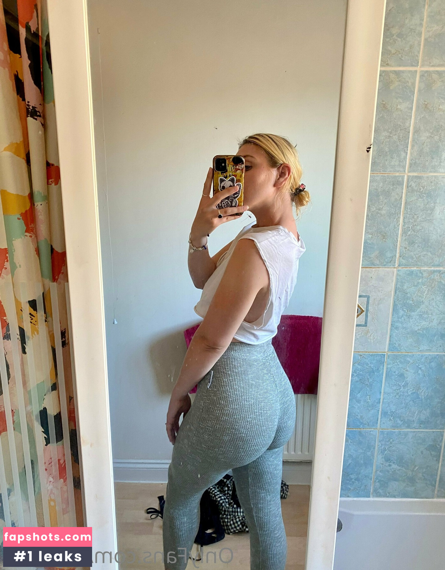 shy-girl1 gallery photo #10