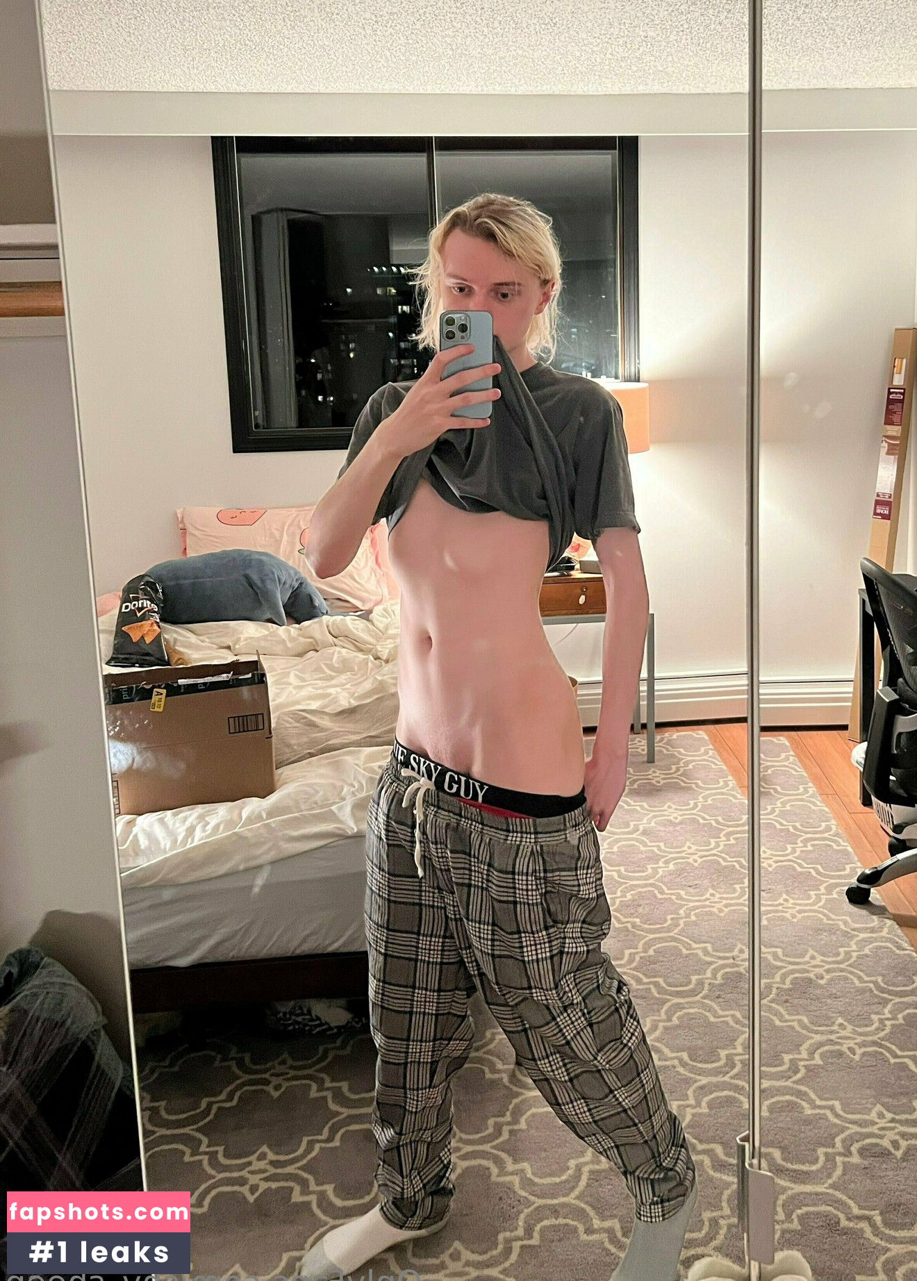 shy_sheep gallery photo #17