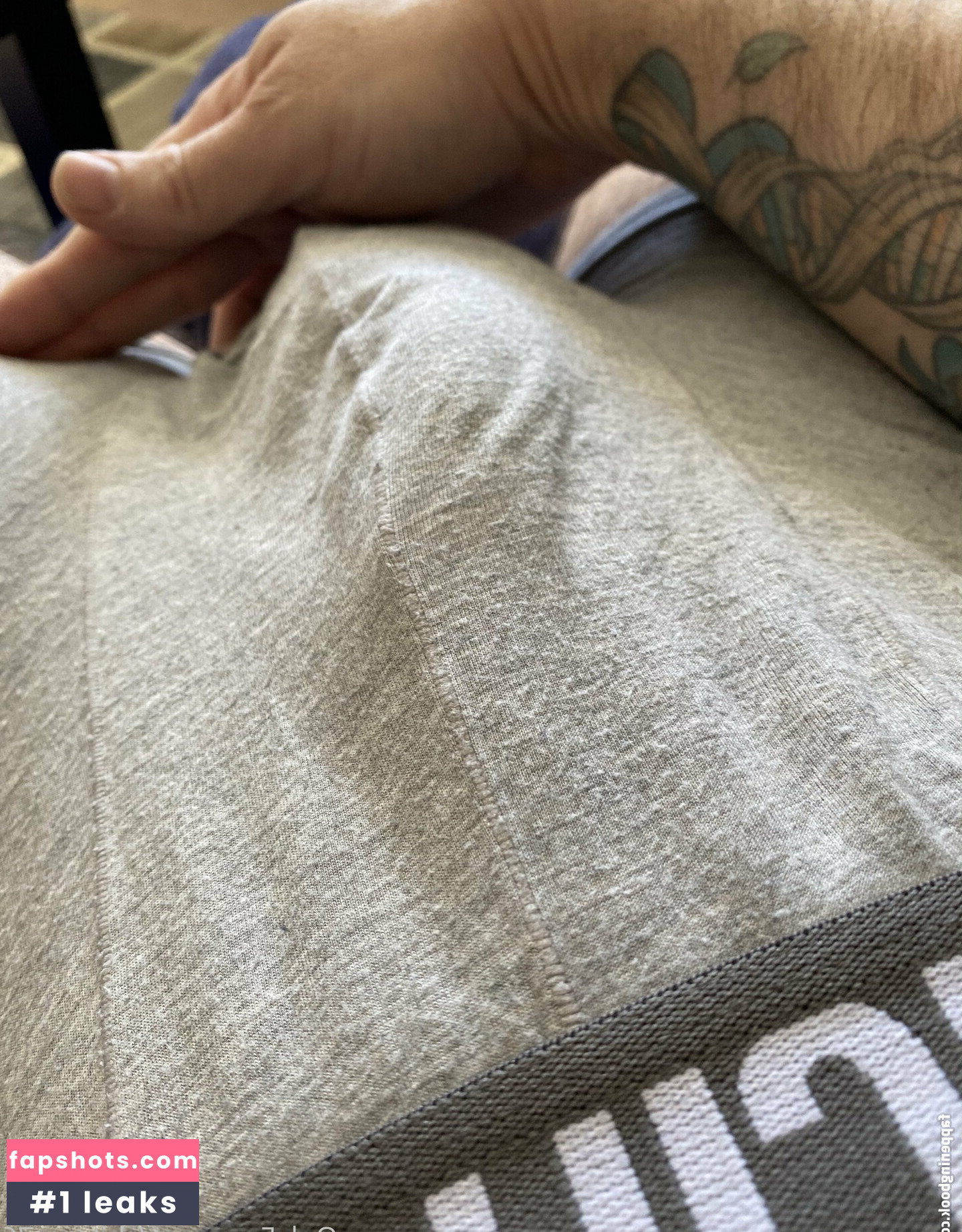 shy_town76 gallery photo #21