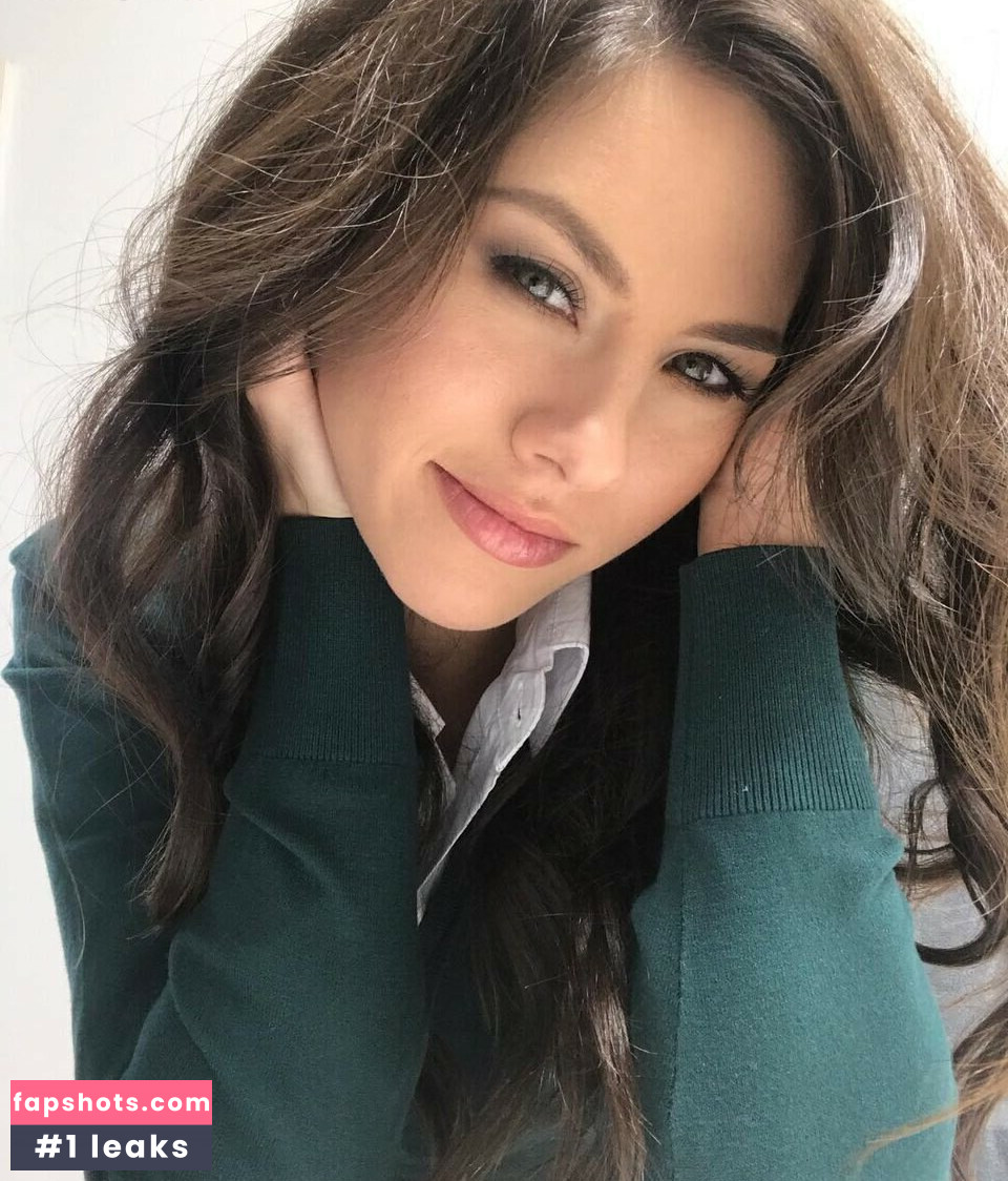 Shyla Jennings gallery photo #106