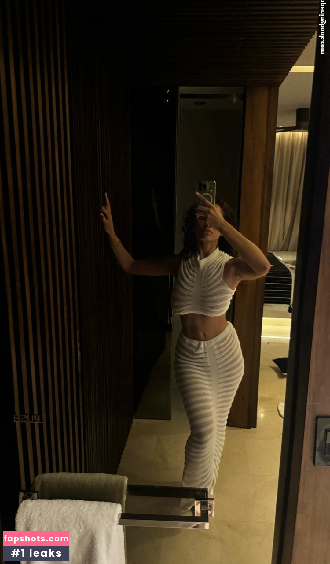 Shyla Walker gallery photo #2