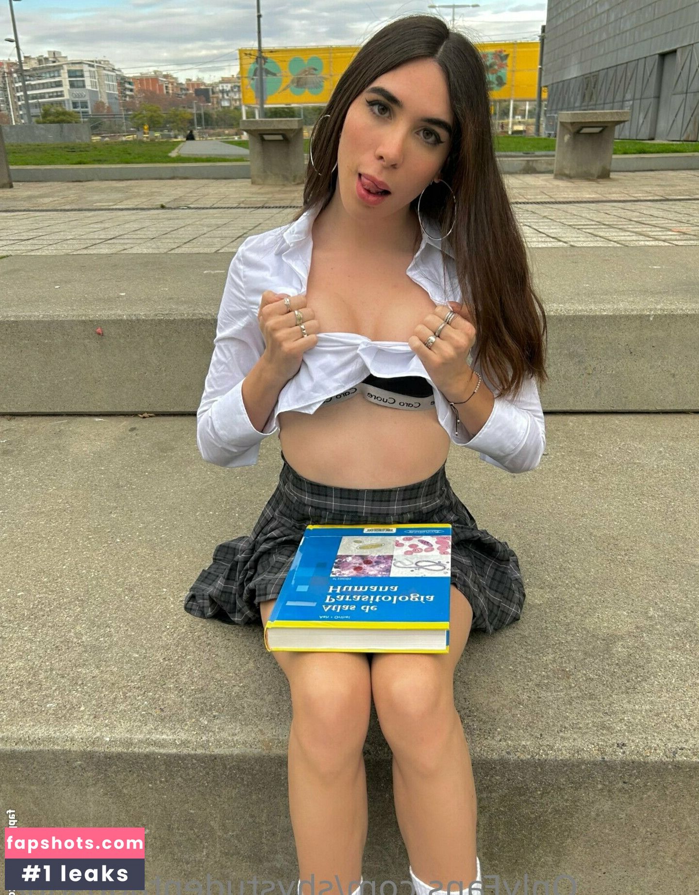 shystudentagostina nude babe gallery