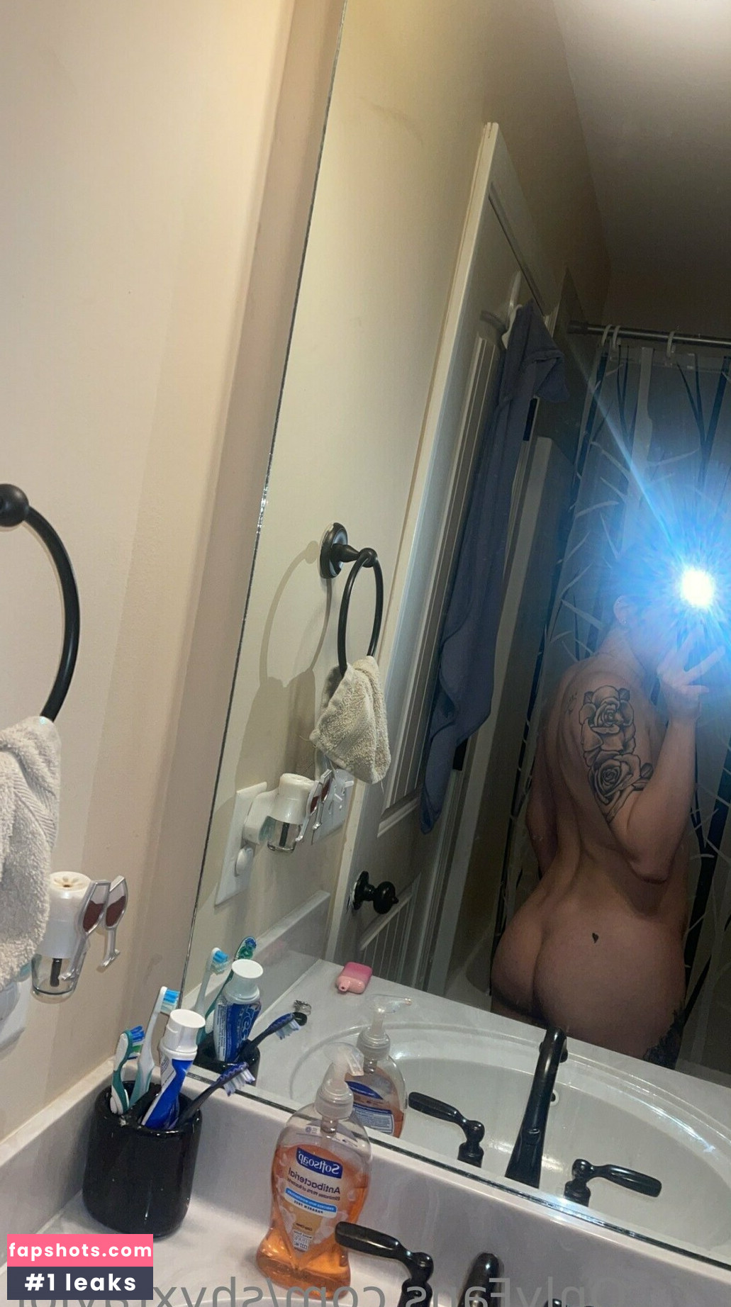 shyxtaylor gallery photo #5