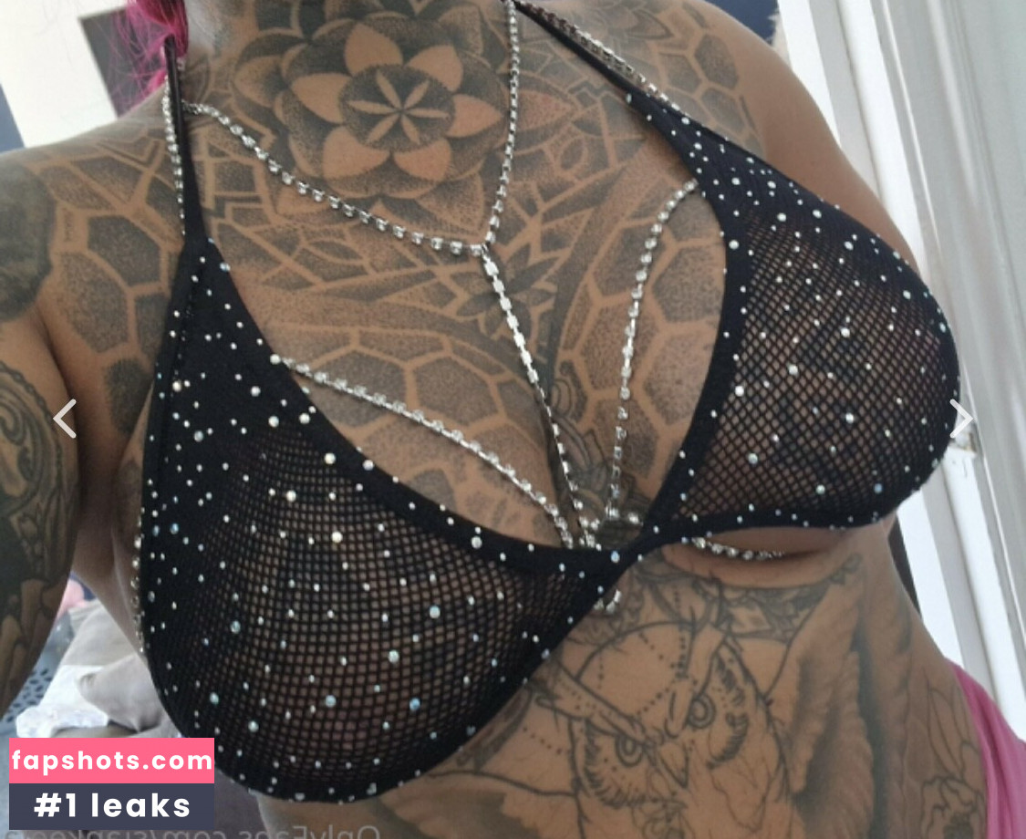 Sian Keela gallery photo #8