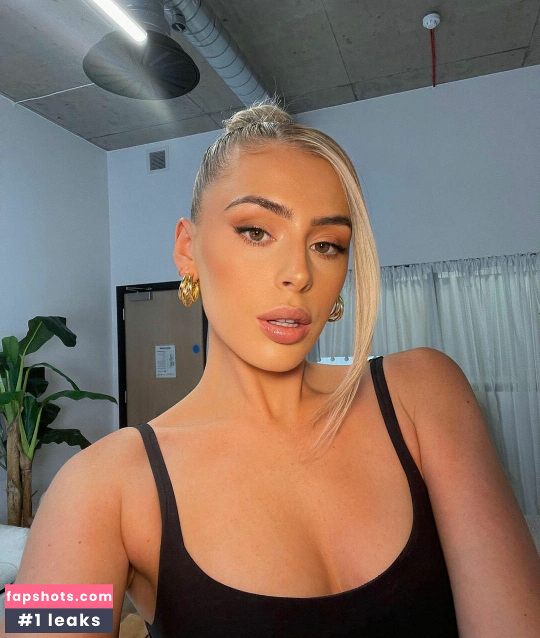 Sian Owen Nude Leaks OnlyFans Photos #24 - LeakJerk