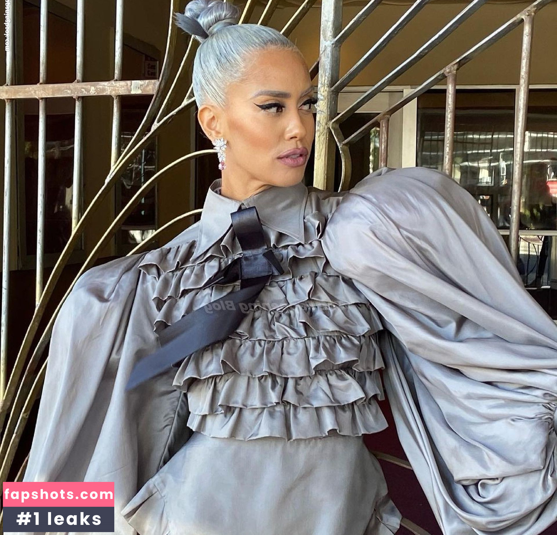 Sibley Scoles Nude Leaks OnlyFans Photos #2 - Fapshots