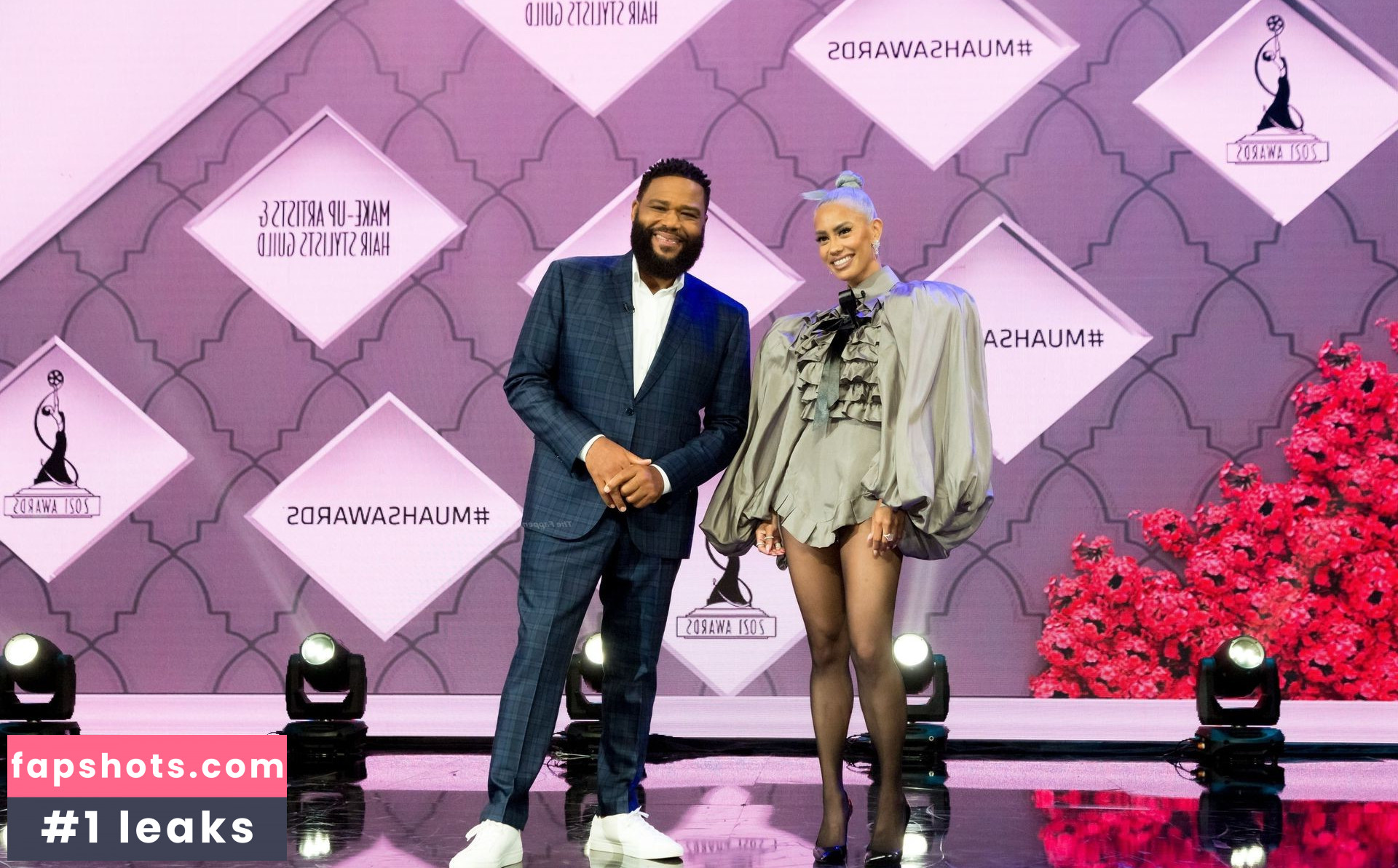 Sibley Scoles Nude Leaks OnlyFans Photos #12 - Fapshots