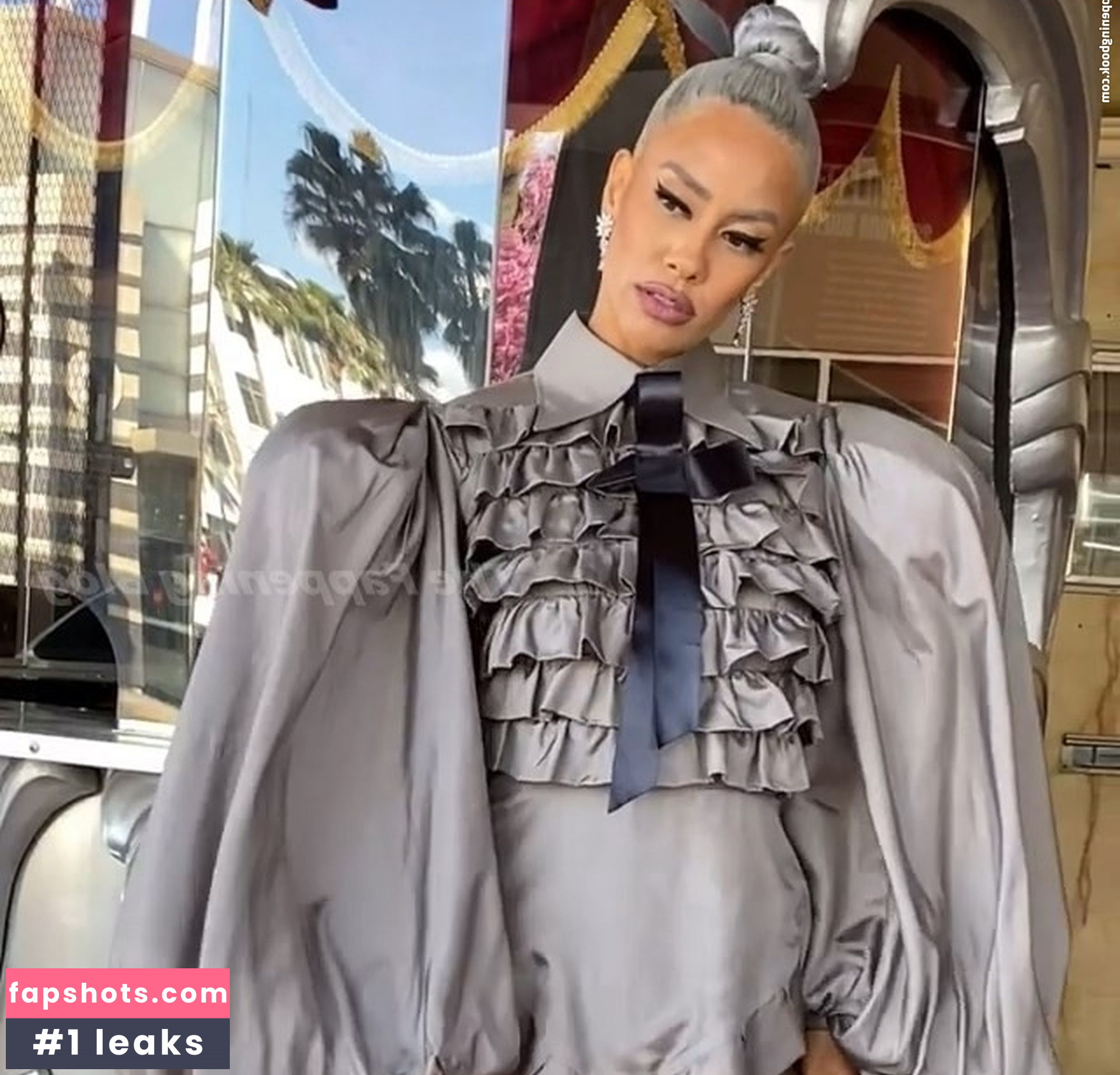 Sibley Scoles Nude Leaks OnlyFans Photos #4 - Fapshots