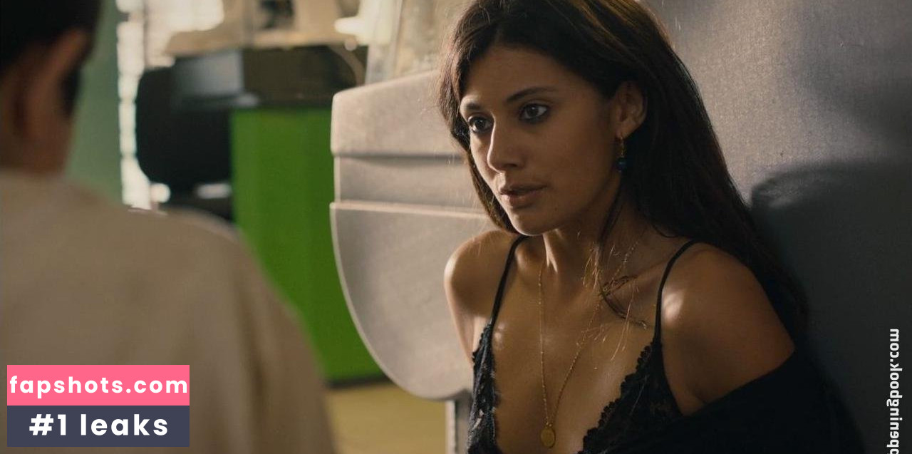 Sibylla Deen gallery photo #4