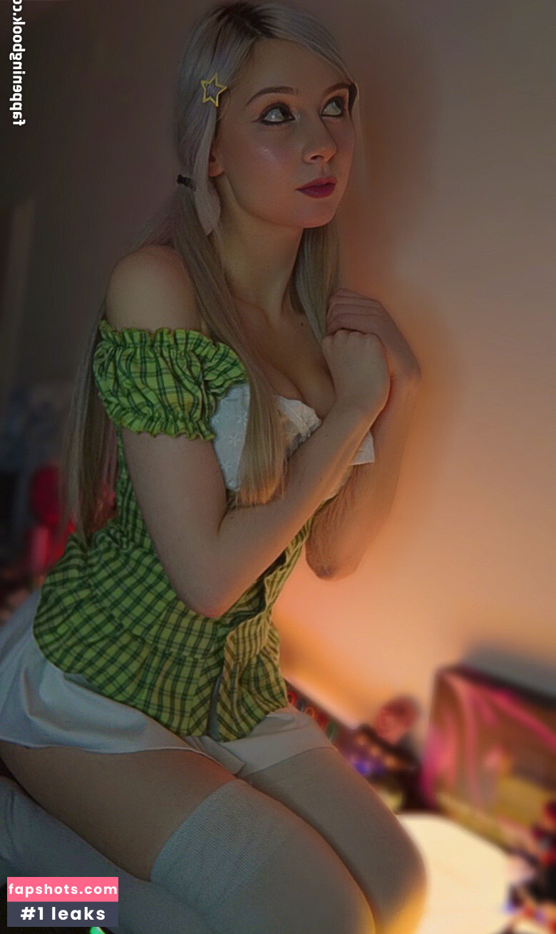 sickEmoAngel gallery photo #50