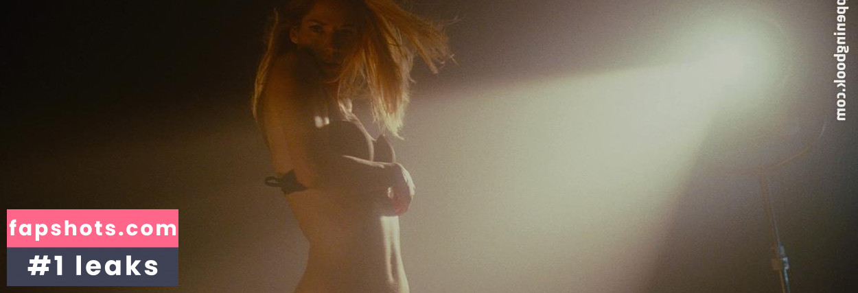 Sienna Guillory Nahé úniky fotek pouze od fanoušků #77 - Fapshots